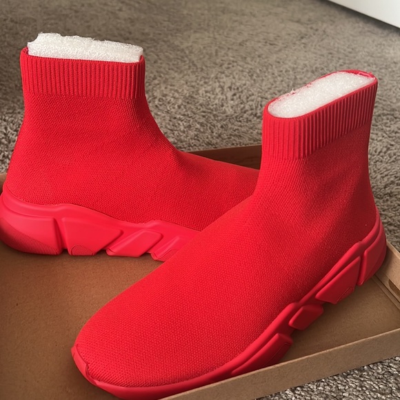 Steve Madden Gametime red sock shoe - Picture 4 of 5